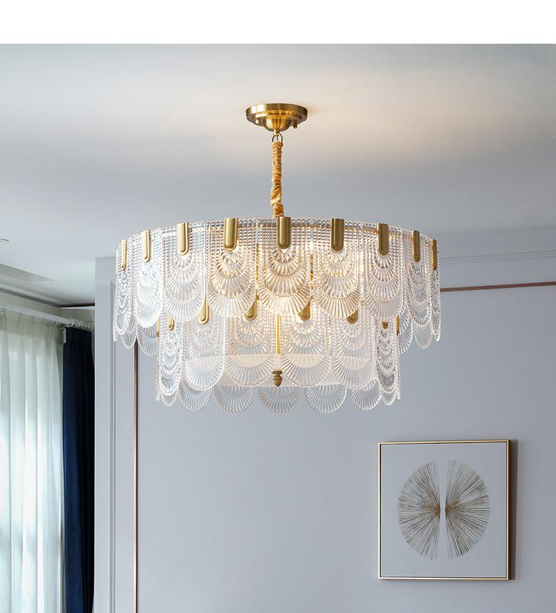 Vida Gold Court Chandelier
