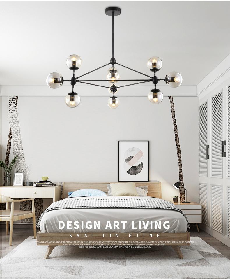 Queen Diamond Chandelier Light